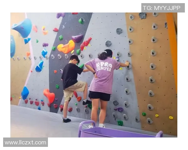 武汉攀岩队技术革新引发热议助力攀岩运动新发展